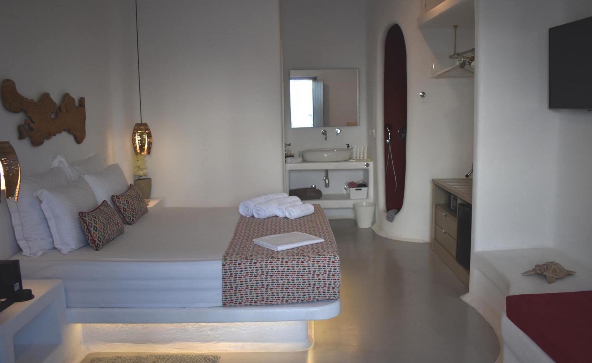 Angels Pillow Luxury Boutique Residence - Adults Only Naousa  Bilik gambar